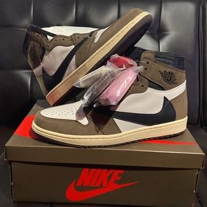 Travis Scott Jordan 1’s